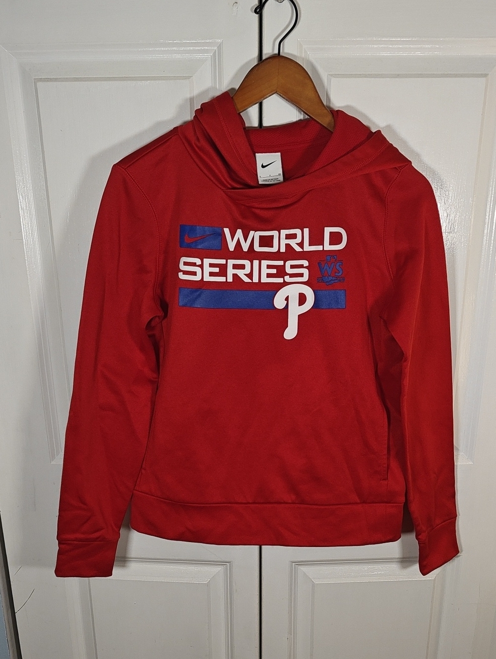 NWOT Nike Womens Red 2022 MLB Phillies World Series Graphic Hoodie Small